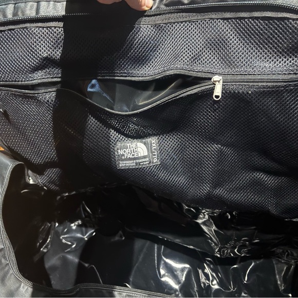 The North Face Black Mesh Duffel Bag - Picture 8 of 8